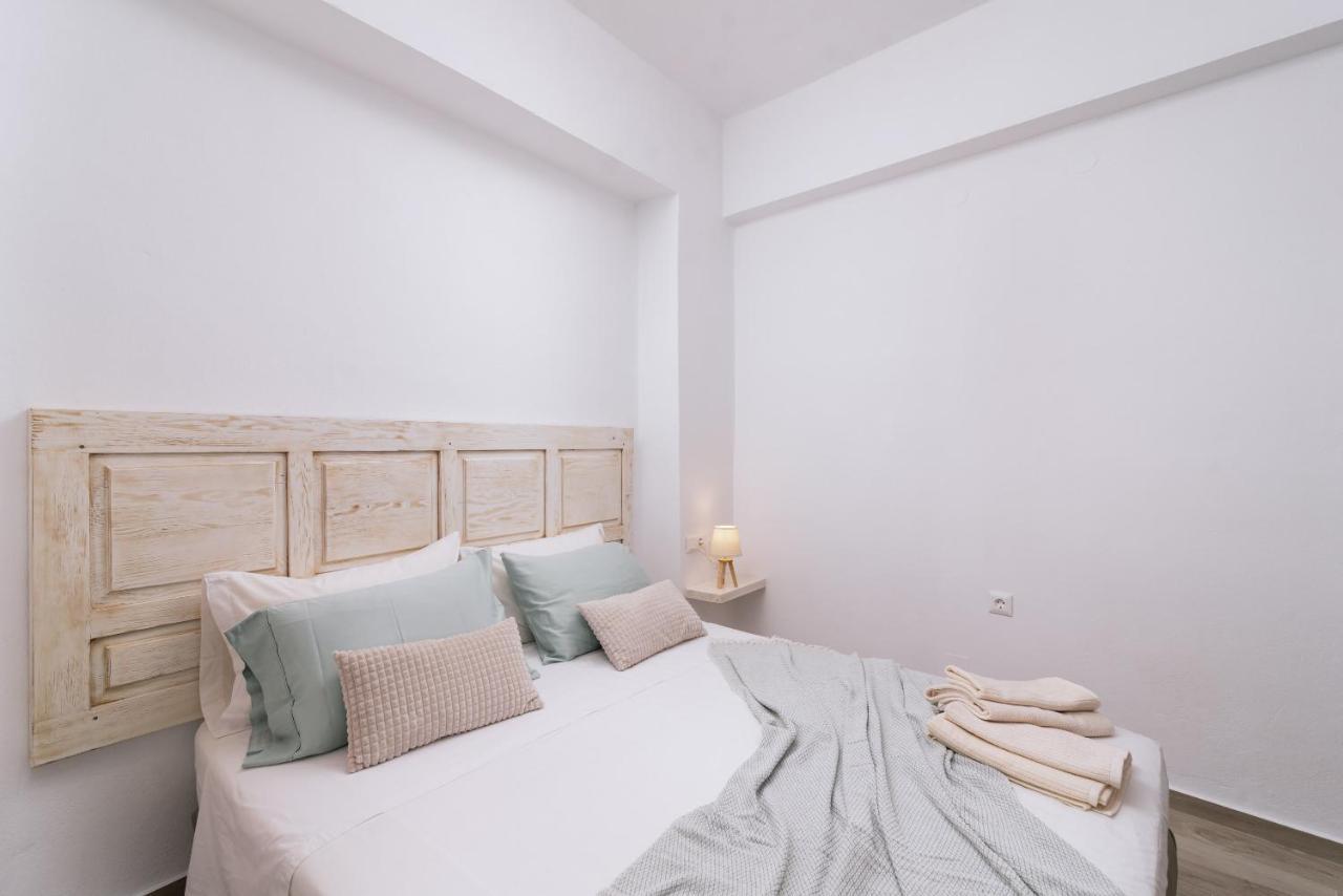 Central Apartments “Evanthia” Пицидия Экстерьер фото