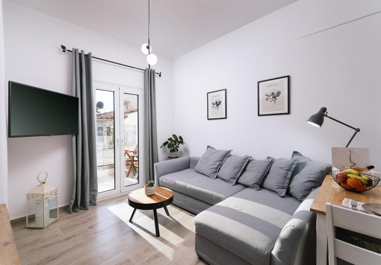 Central Apartments “Evanthia” Пицидия Экстерьер фото